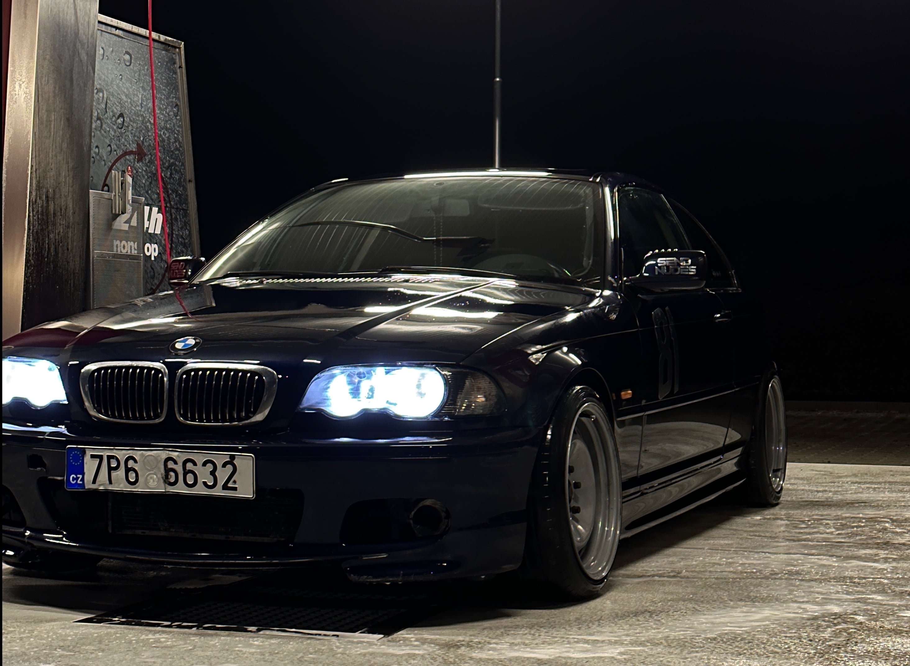 bmw-e46-coupe-323ci-125kw-od-jiriho-2-min